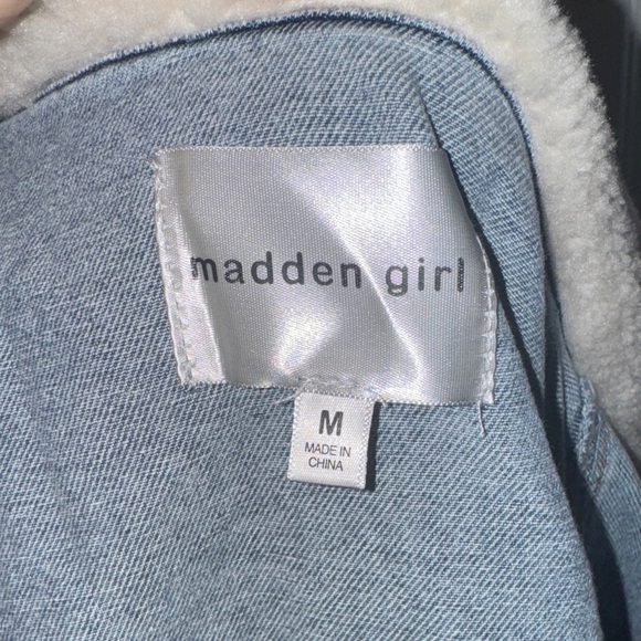 Madden Girl Blue Denim Jacket with Cream Sherpa Lining - Picture 11 of 15